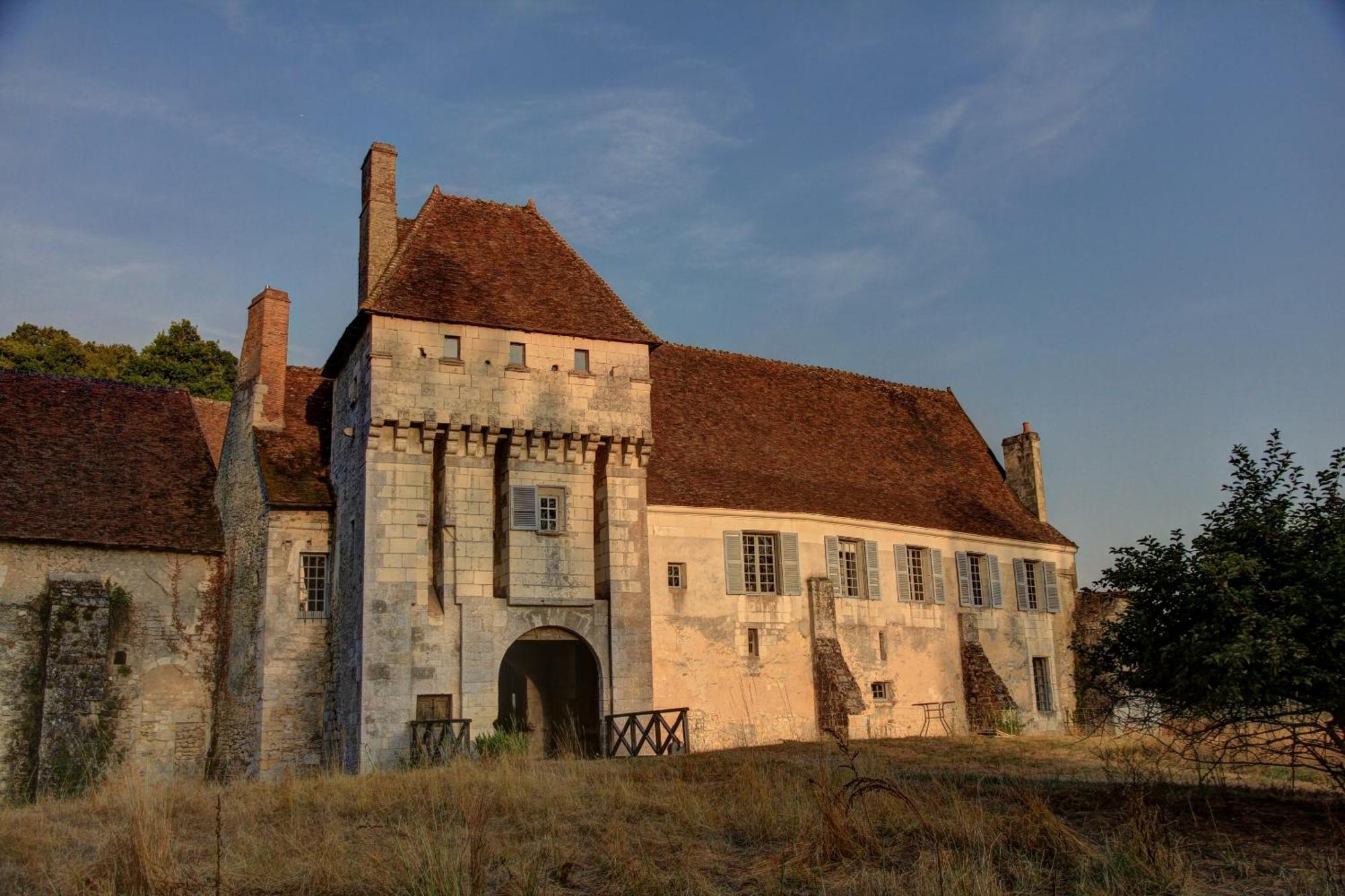 مورُزورْ Chateau-Monastere De La Corroirie المظهر الخارجي الصورة