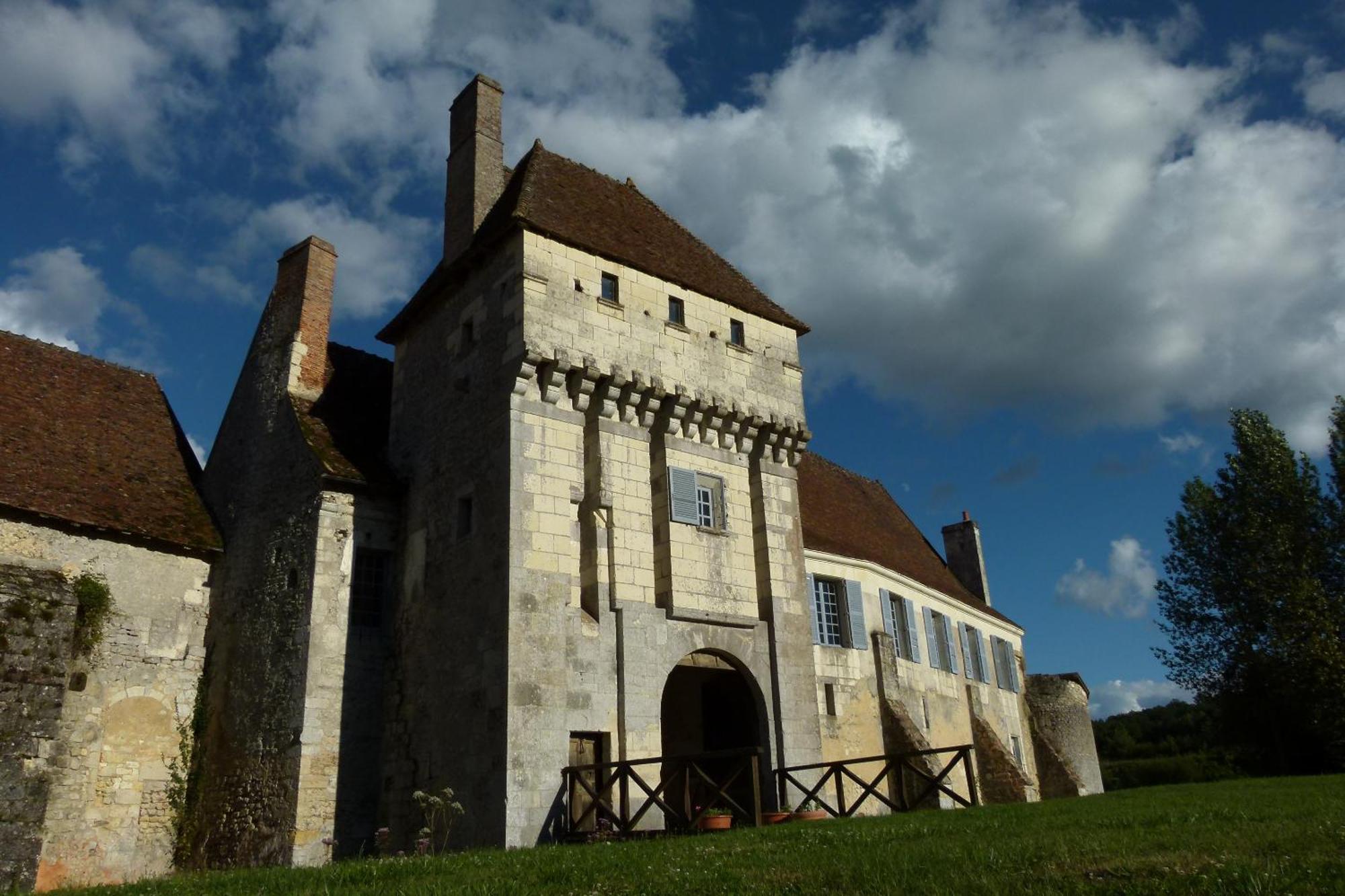 مورُزورْ Chateau-Monastere De La Corroirie المظهر الخارجي الصورة