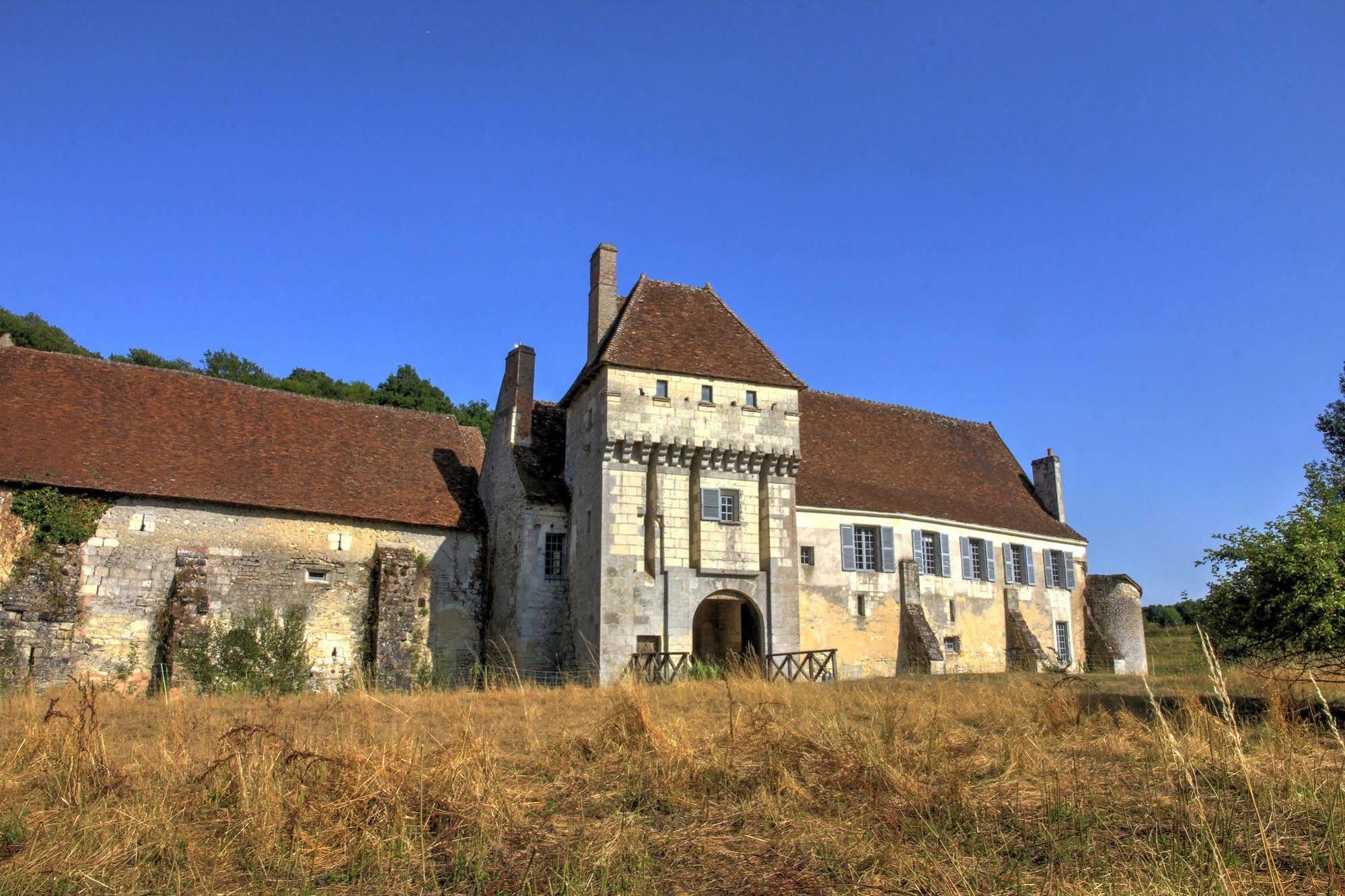 مورُزورْ Chateau-Monastere De La Corroirie المظهر الخارجي الصورة